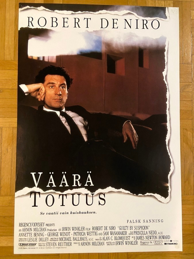 Vanha elokuvajuliste: Väärä totuus