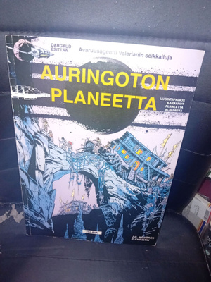 Mezieres : Auringoton planeetta  ( SIS POSTIKULU )