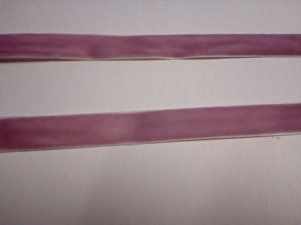 Vaaleanvioletti samettinauha 500cm