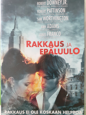 Rakkaus ja epäluulo DVD