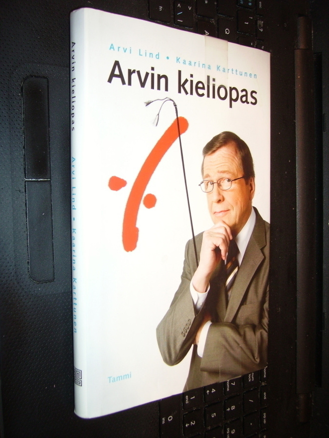 Arvi Lind : Arvin kieliopas ( 3 p. 2009 ) sis. postikulun