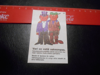 K13 Panda Sananlasku purukumi# 37 Veri on vettä sakeampaa