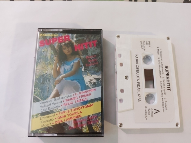 SUPERHITIT - Kike Elomaa, Reijo Taipale ym.  c-kasetti