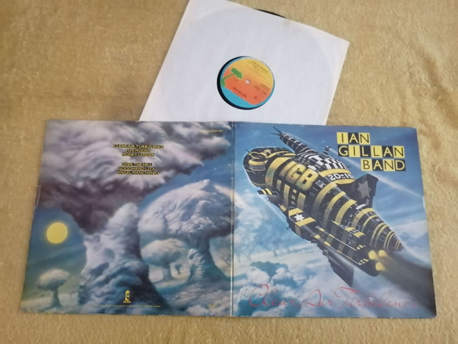 IAN GILLAN BAND - Clear Air Turbulence LP