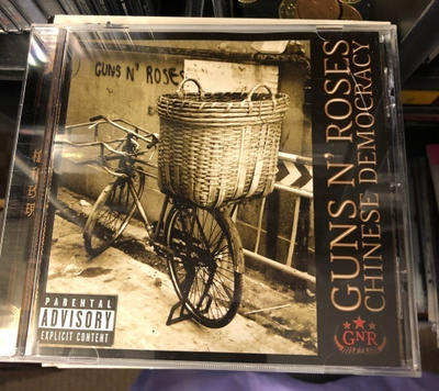 GUNS ’N’ ROSES - Chinese Democracy cd-albumi
