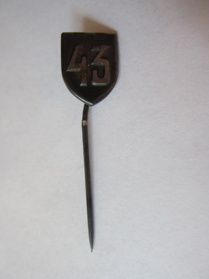 Talkoot 1943 neulamerkki