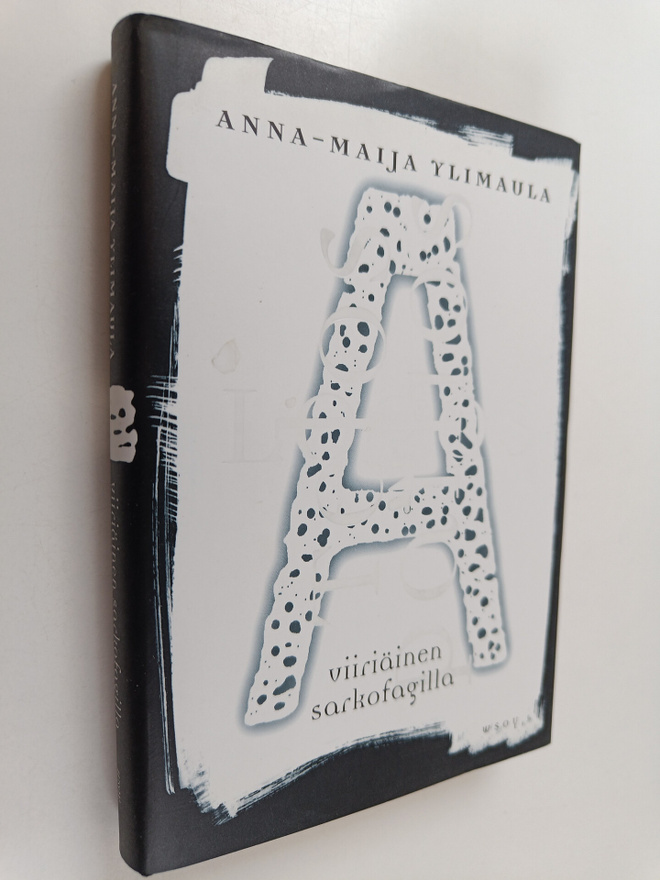 Anna-Maija Ylimaula : Viiriäinen sarkofagilla : kertomus