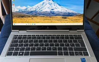 HP Elitebook x360 830 G8 (puutteellinen)