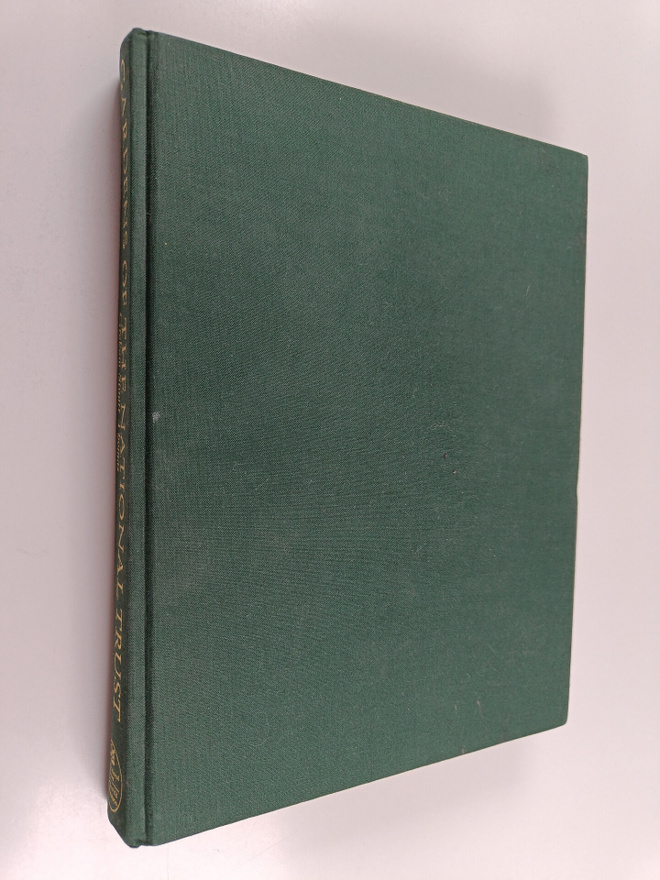 Graham Stuart Thomas : Gardens of the National Trust