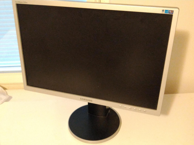 Samsung SyncMaster 225BW