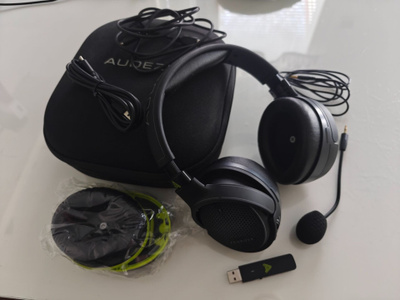 Audeze Penrose X -langattomat pelikuulokkeet + lisävarusteet