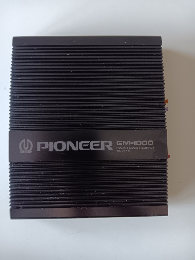 Pioneer GM-1000 vahvistin