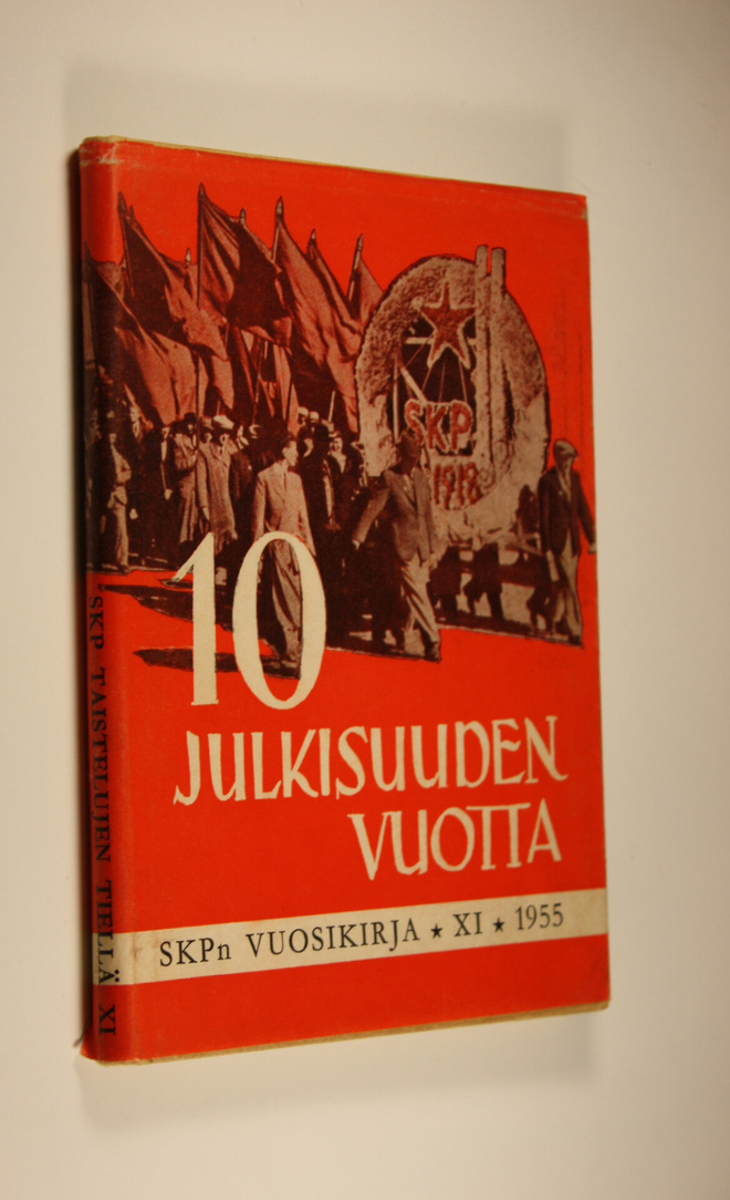 Inkeri (toim.) Lehtinen : 10 julkisuuden vuotta