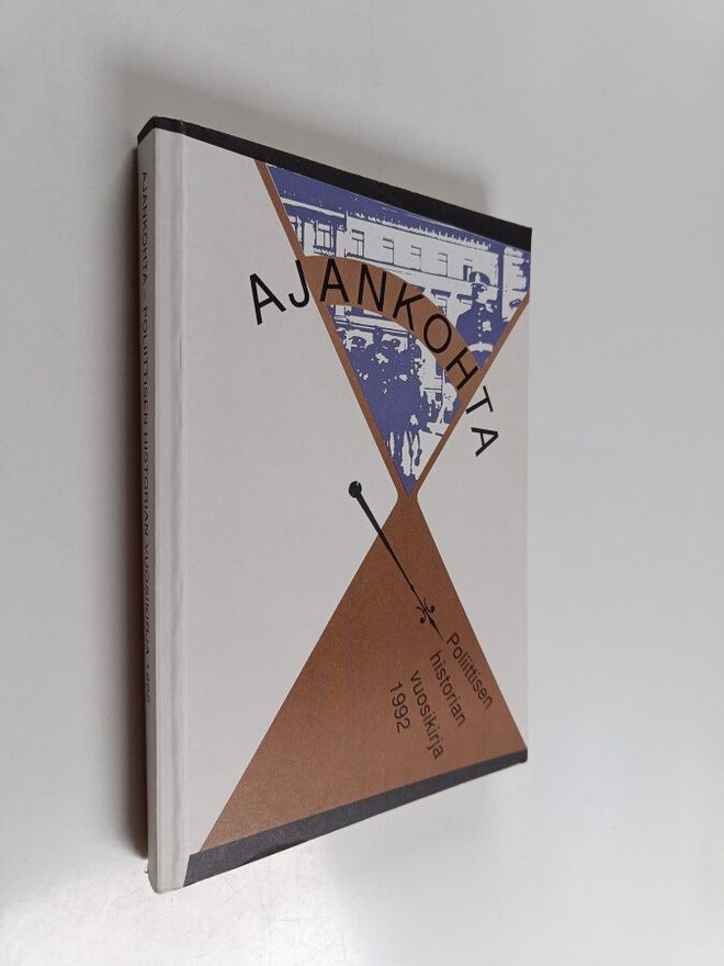 Ajankohta : poliittisen historian vuosikirja 1992
