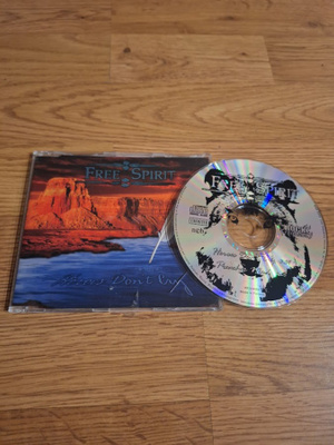 Free Spirit-Heros Don't Cry CDS
