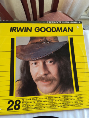 2 LP-LEVYÄ: IRWIN GOODMAN : 28 RETEINTÄ
