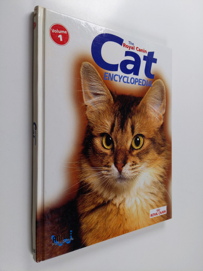 Bernardo Callitelli : The Royal Canin Cat Encyclopedia Vo...