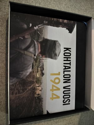 Kustantamo Amanita: Kohtalon Vuodet 1944