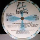 PAL  ::  TRUTH FOR THE MOMENT  ::  VINYYLI  LP    1986 - pikkukuva 3