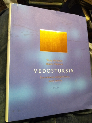 NYRHINEN - VÄISÄNEN :  VEDOSTUKSIA