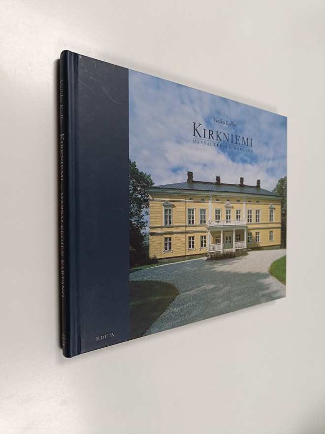 Veikko Kallio : Kirkniemi : marsalkkojen kartano