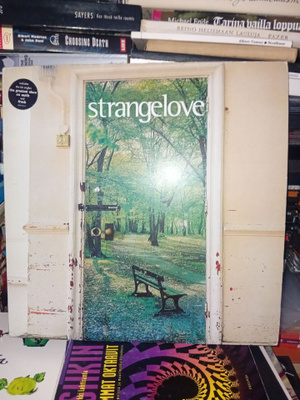 2LP Strangelove : Strangelove ( SIS POSTIKULU )