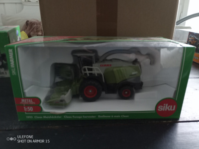 Claas Jaguar 950 1/50 Siku