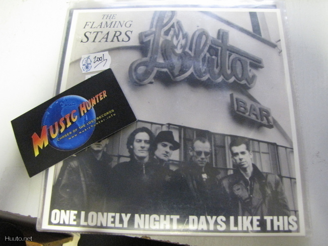 FLAMING STARS - ONE LONELY NIGHT / DAYS LIKE THIS 7'' UUSI