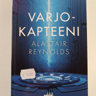 Alastair Reynolds : Varjokapteeni - pikkukuva 1