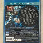 Luc Besson: LOCKOUT (2012) Guy Pearce, Maggie Grace - pikkukuva 2