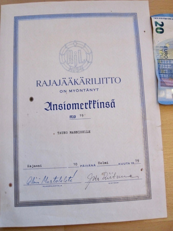 VANHA Luovari Rajajääkäriliitto Ansiomerkki 1979 No 19