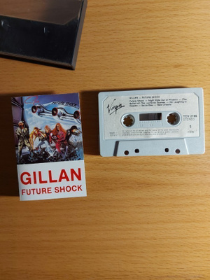 Gillan Future Shock Suomi-kasetti