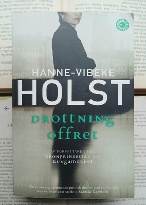 Hanne-Vibeke Holst - Drottningoffret (pocket)