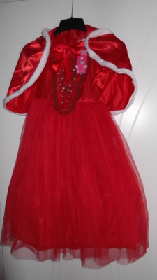 Uusi laadukas Voguen prinsessamekko+viitta,140 cm