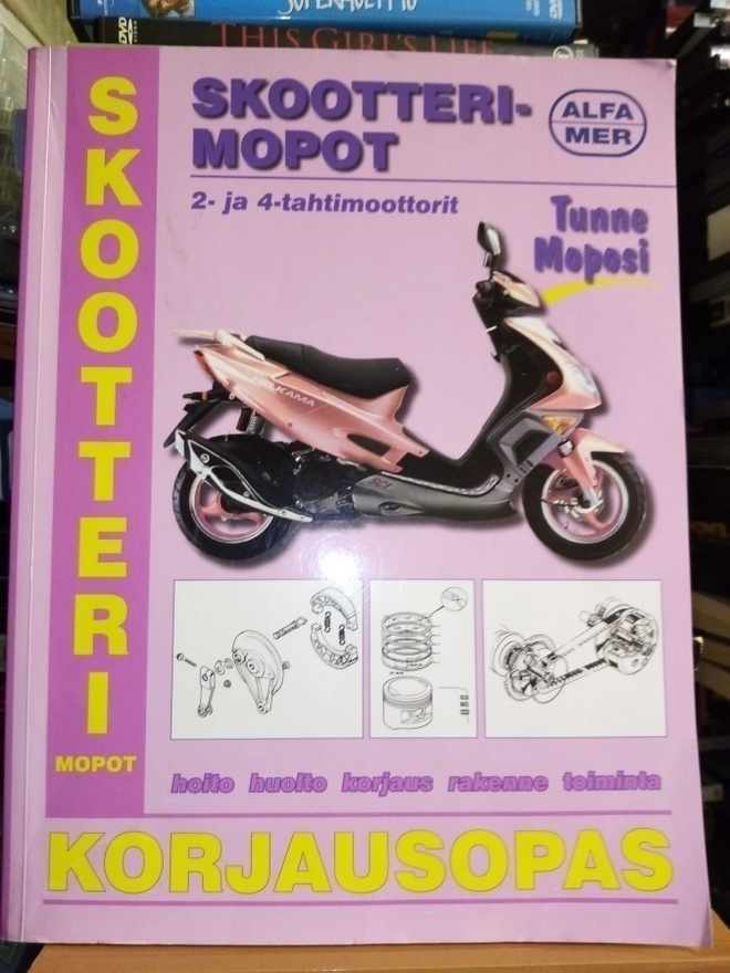 Korjausopas SKOOTTERIMOPOT 2- ja 4-tahtimoottorit