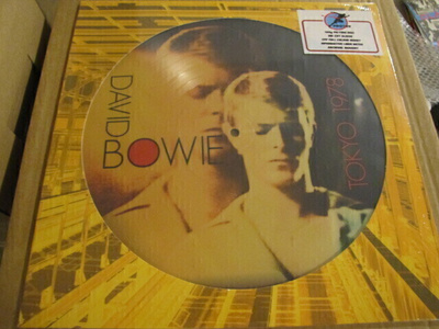David Bowie Tokyo 78 lp kuvalevy muoveissa NHK Broadcast