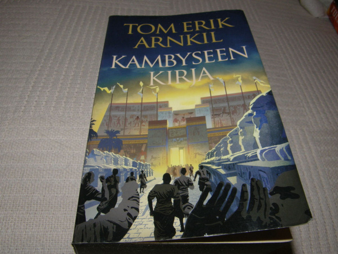 Tom Arnkil Kambyseen kirja  -pok