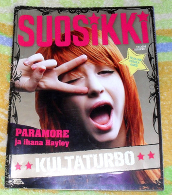 Suosikki 9 / 2009, mukana juliste Paramore / Muse