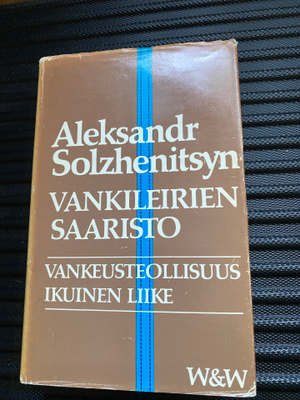 Aleksandr Solzhenitsyn - Vankileirien saaristo