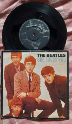 Beatles - She love's you 7"