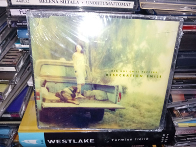 Cd-single Red Hot Chili Peppers Desecration smile ( UUSI  )
