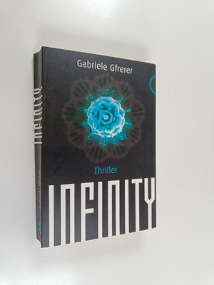 Gabriele Gfrerer : Infinity