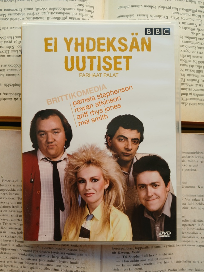Ei yhdeksän uutiset: parhaat palat (DVD)