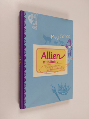 Meg Cabot : Kuningattaria ja kiusanhenkiä