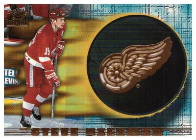 STEVE YZERMAN Detroi Red Wings Erikoiskortteja alk. 4,75 €