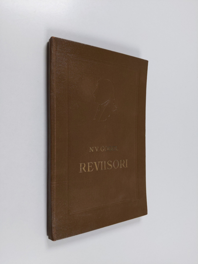 Nikolai Gogol : Reviisori