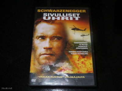 Sivulliset Uhrit (arnold Schwarzenegger, Elias Koteas)