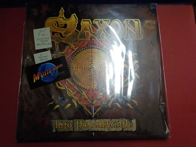 SAXON - INTO THE LABYRINTH M-/M- 2LP