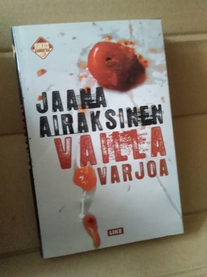 Jaana Airaksinen: Vailla varjoa