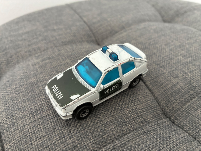 Opel Kadett Polizei Matchbox n. 1/64 kokoa.
